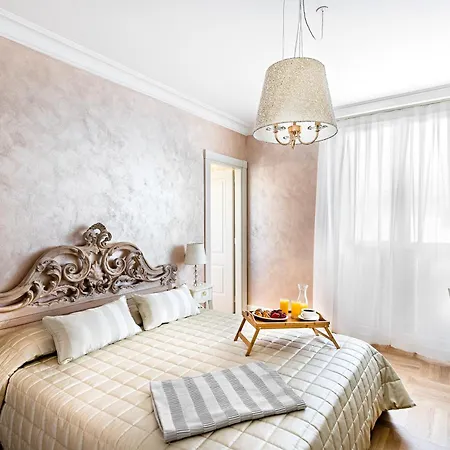 Apartment Luxury Lakefront Catullo By Wonderful Italy