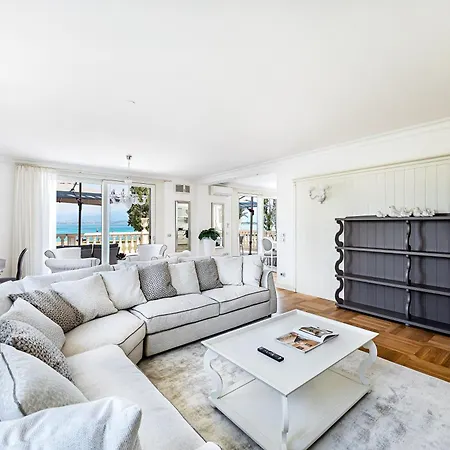 Luxury Lakefront Catullo By Wonderful Italy *