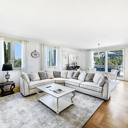 Apartment Luxury Lakefront Catullo By Wonderful Italy *