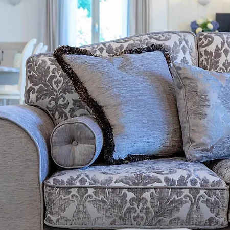 Luxury Lakefront Catullo By Wonderful Italy דירה *