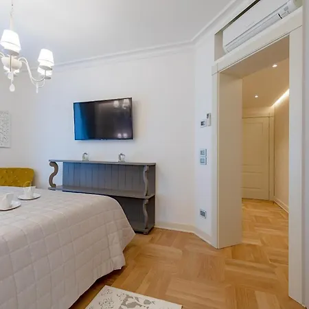 Luxury Lakefront Catullo By Wonderful Italy Apartment *