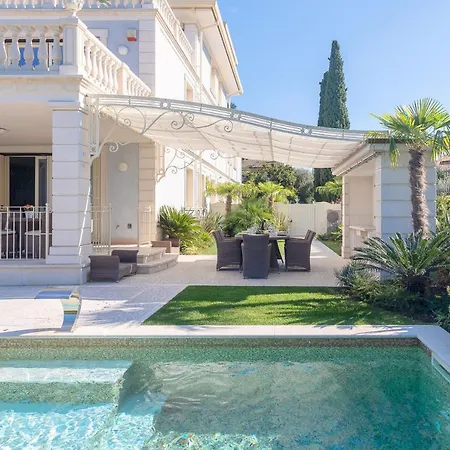 Luxury Lakefront Catullo By Wonderful Italy Apartment