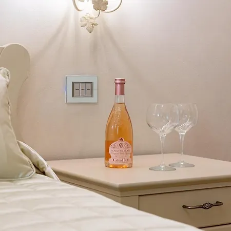 Apartment Luxury Lakefront Catullo By Wonderful Italy Sirmione