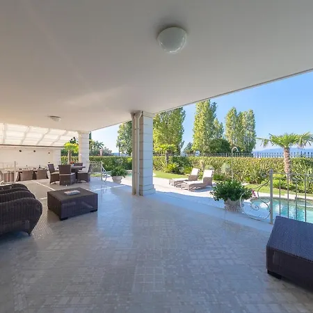 Luxury Lakefront Catullo By Wonderful Italy Apartment