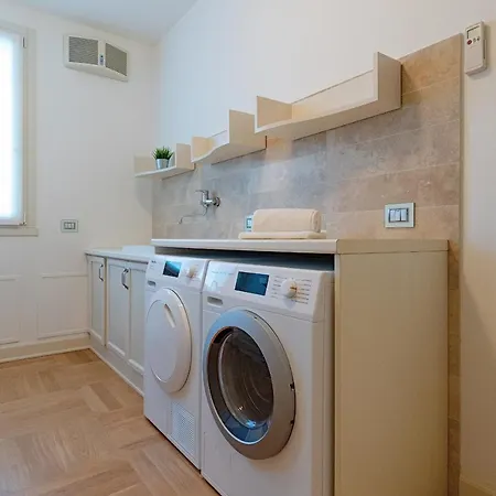 Apartment Luxury Lakefront Catullo By Wonderful Italy