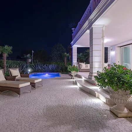 Luxury Lakefront Catullo By Wonderful Italy * Sirmione