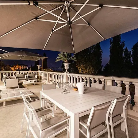Luxury Lakefront Catullo By Wonderful Italy Apartment *