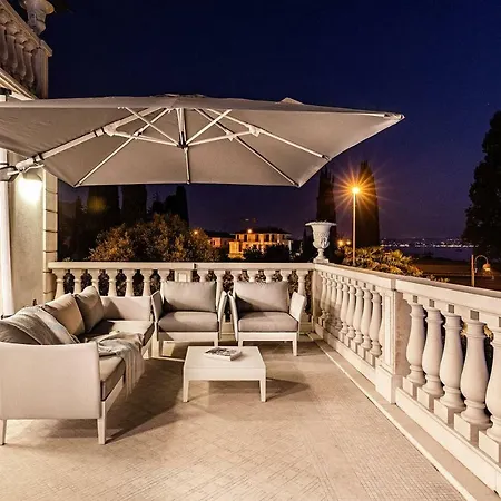 Luxury Lakefront Catullo By Wonderful Italy * Sirmione
